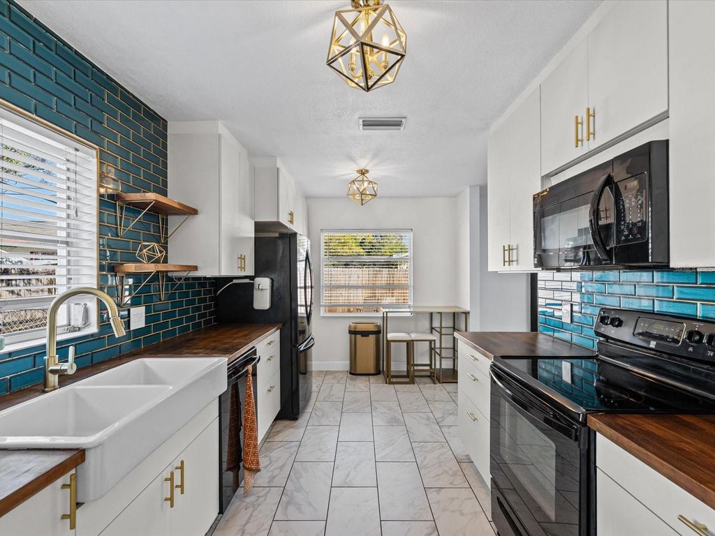 Photo of 5753 93rd Avenue N, Pinellas Park, FL 33782 (MLS # TB8485219)