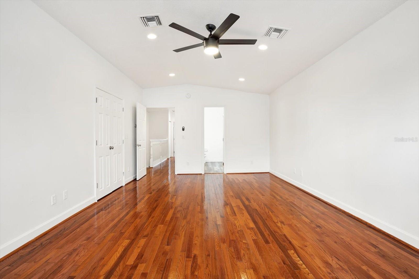 URBANREST - Residential Lease