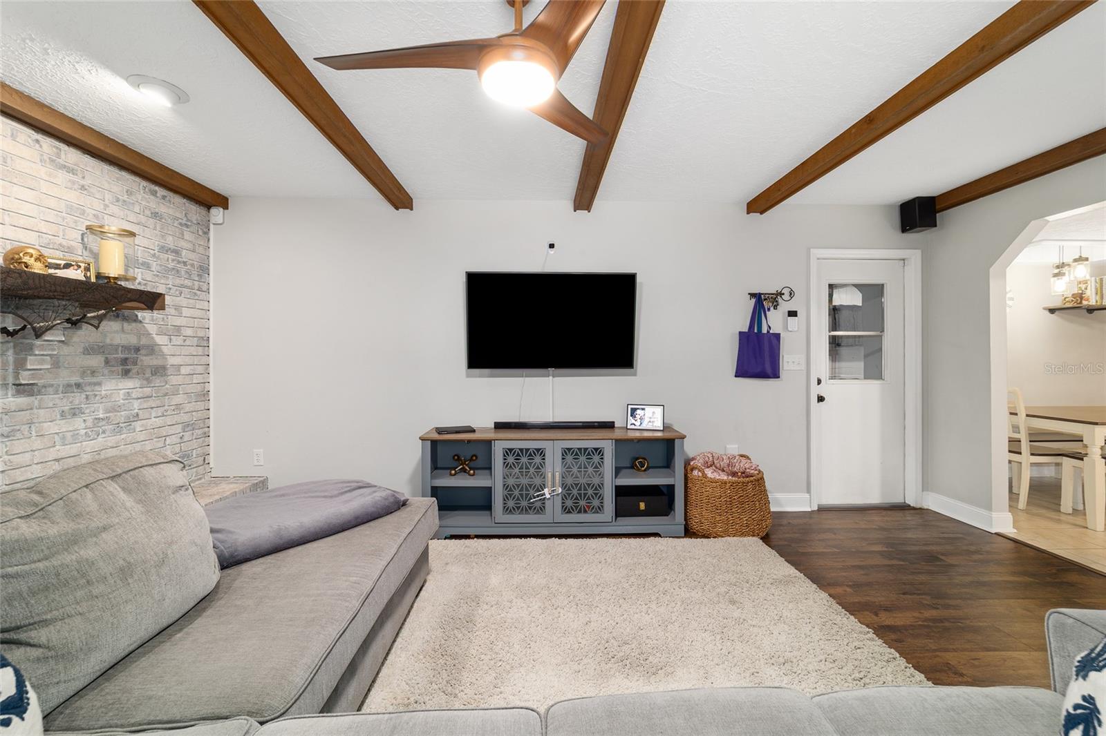 DOUBLEGATE - Residential