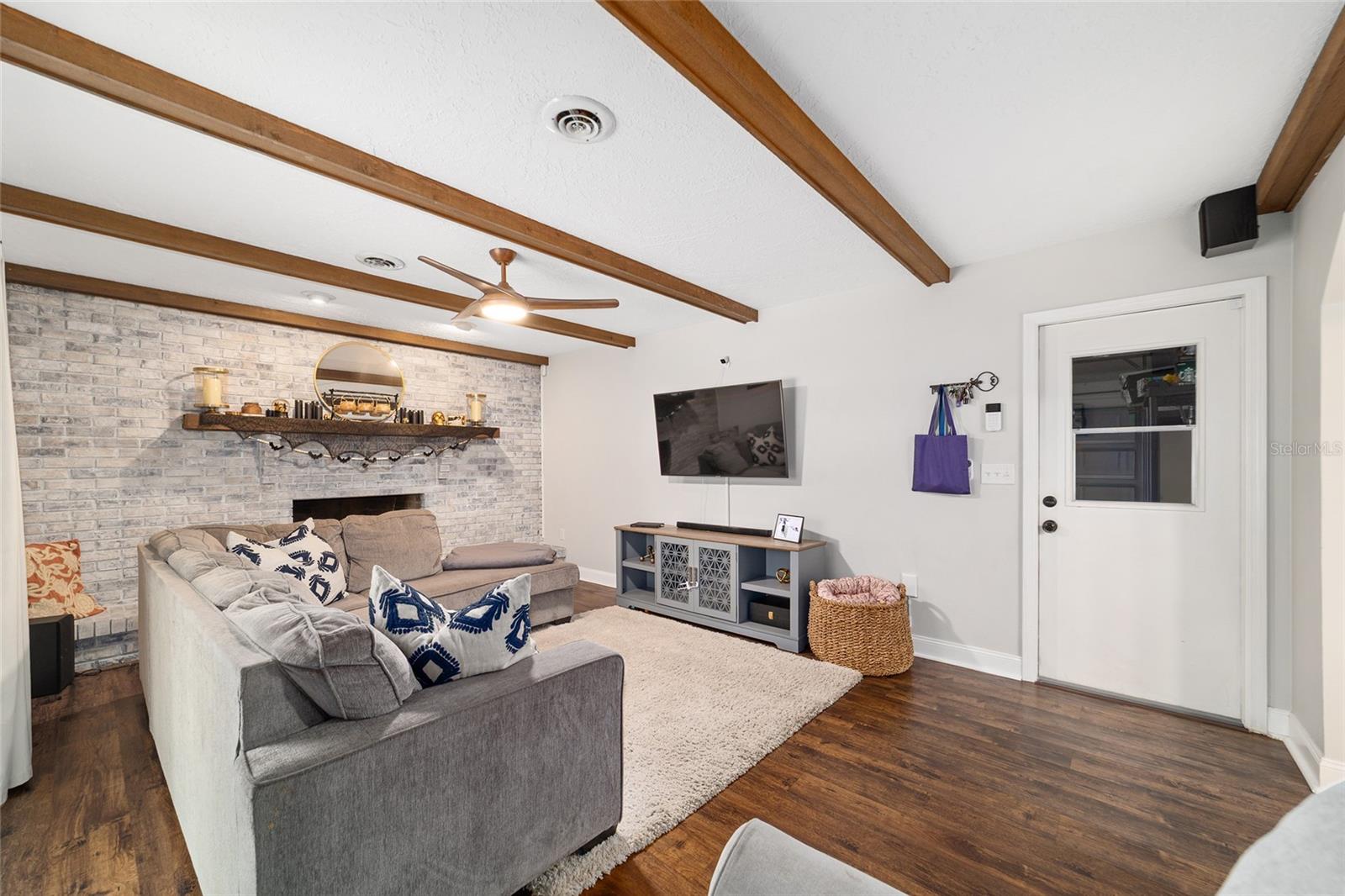 DOUBLEGATE - Residential