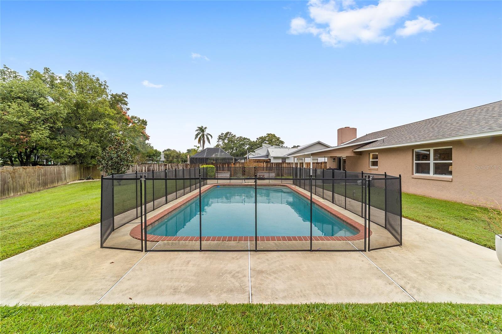 DOUBLEGATE - Residential