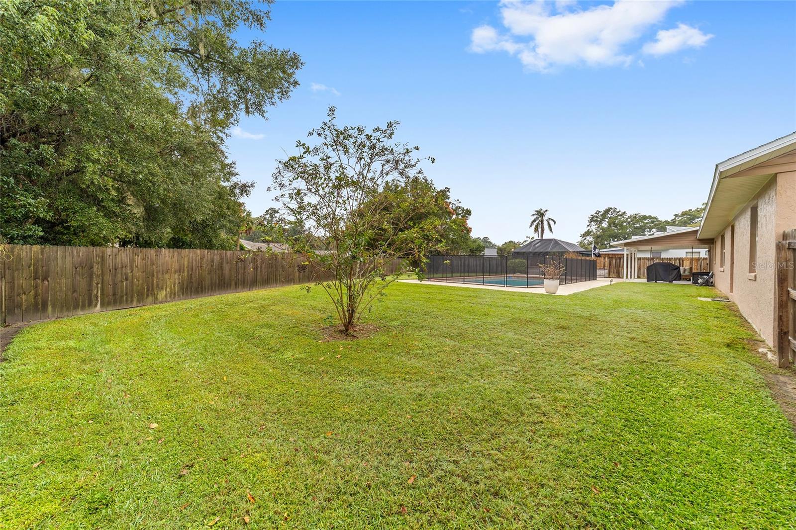DOUBLEGATE - Residential