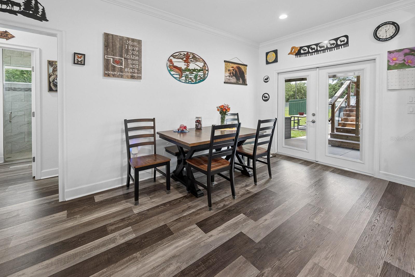CHIEFLAND COUNTRY ESTATES - Residential
