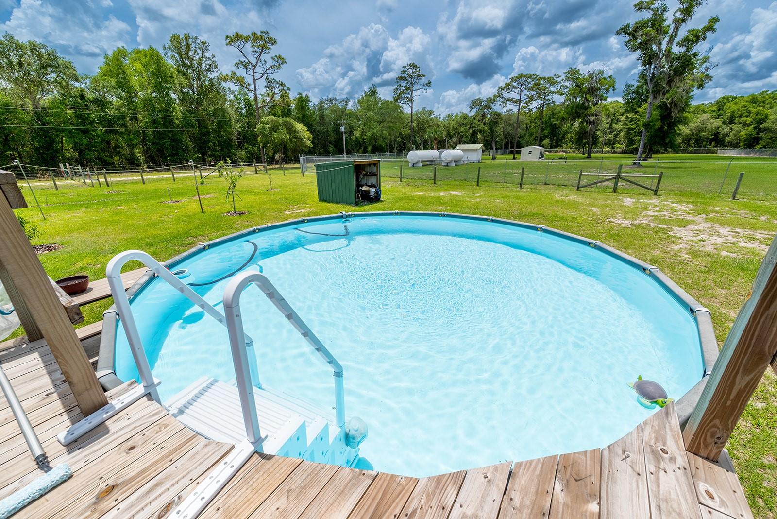 CHIEFLAND COUNTRY ESTATES - Residential