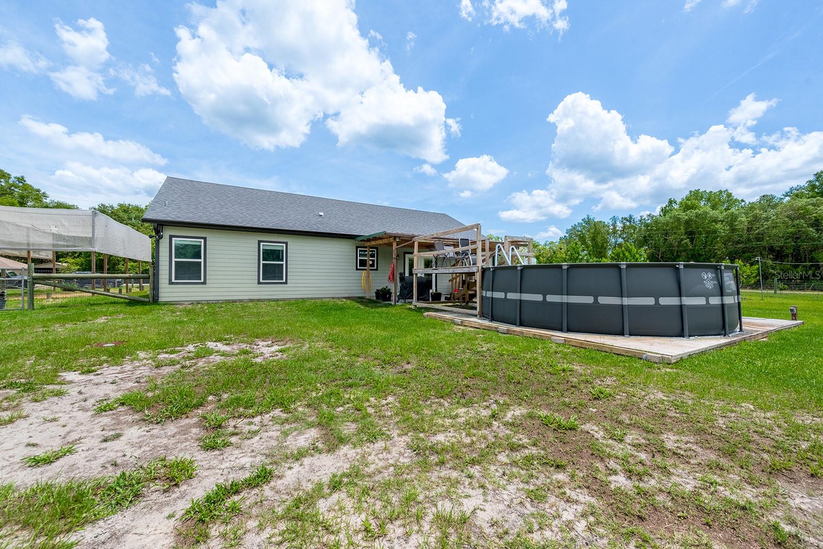 CHIEFLAND COUNTRY ESTATES - Residential