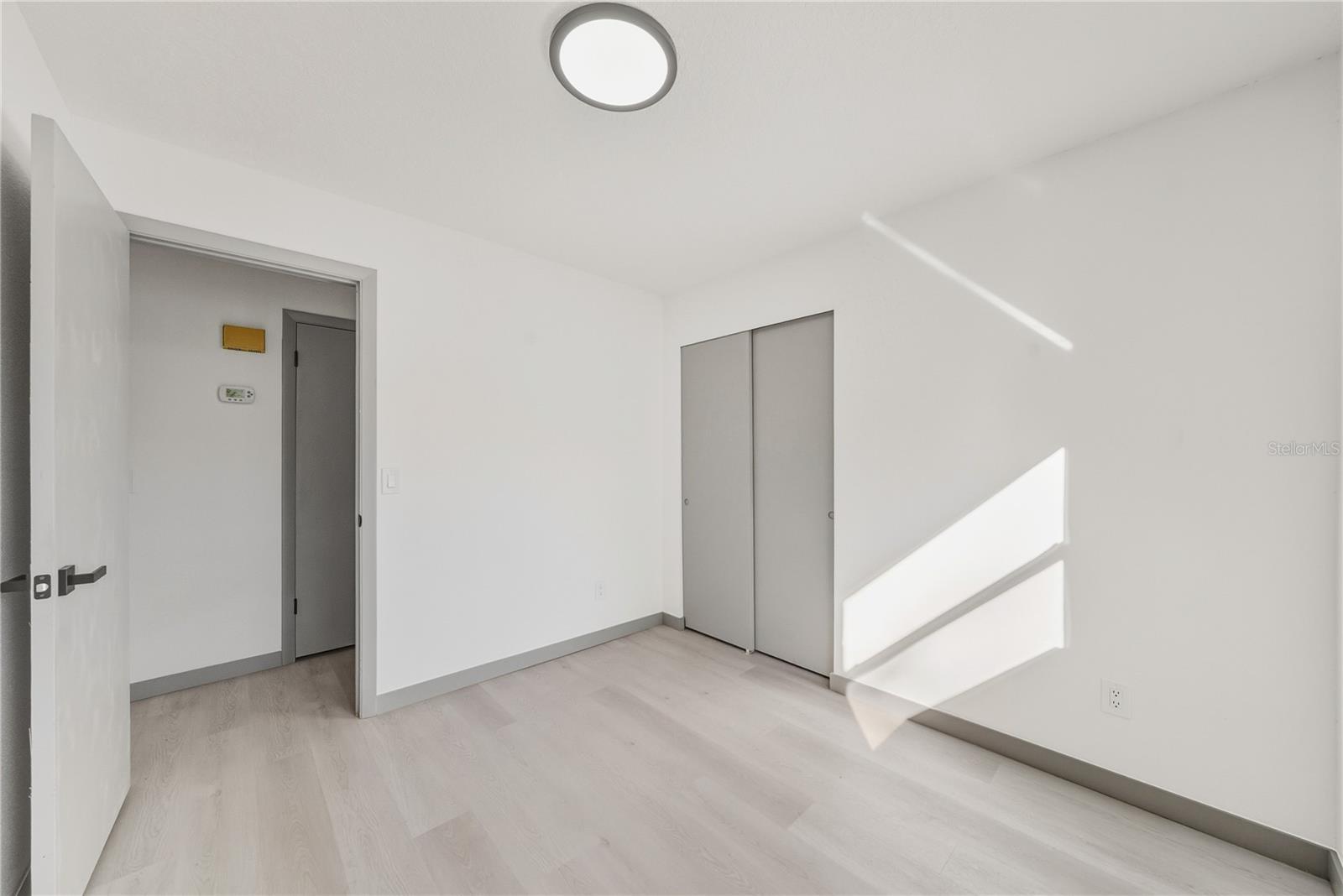 RIVIERA SHORES - Residential