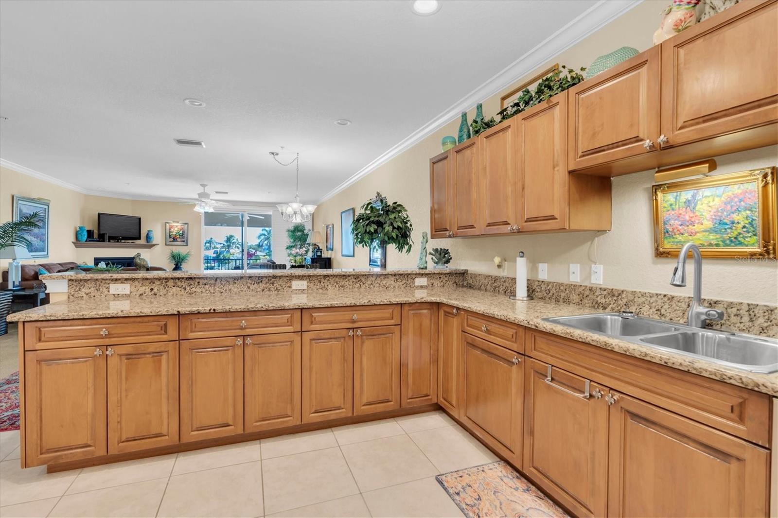 300 CAPRI CONDO - Residential Lease