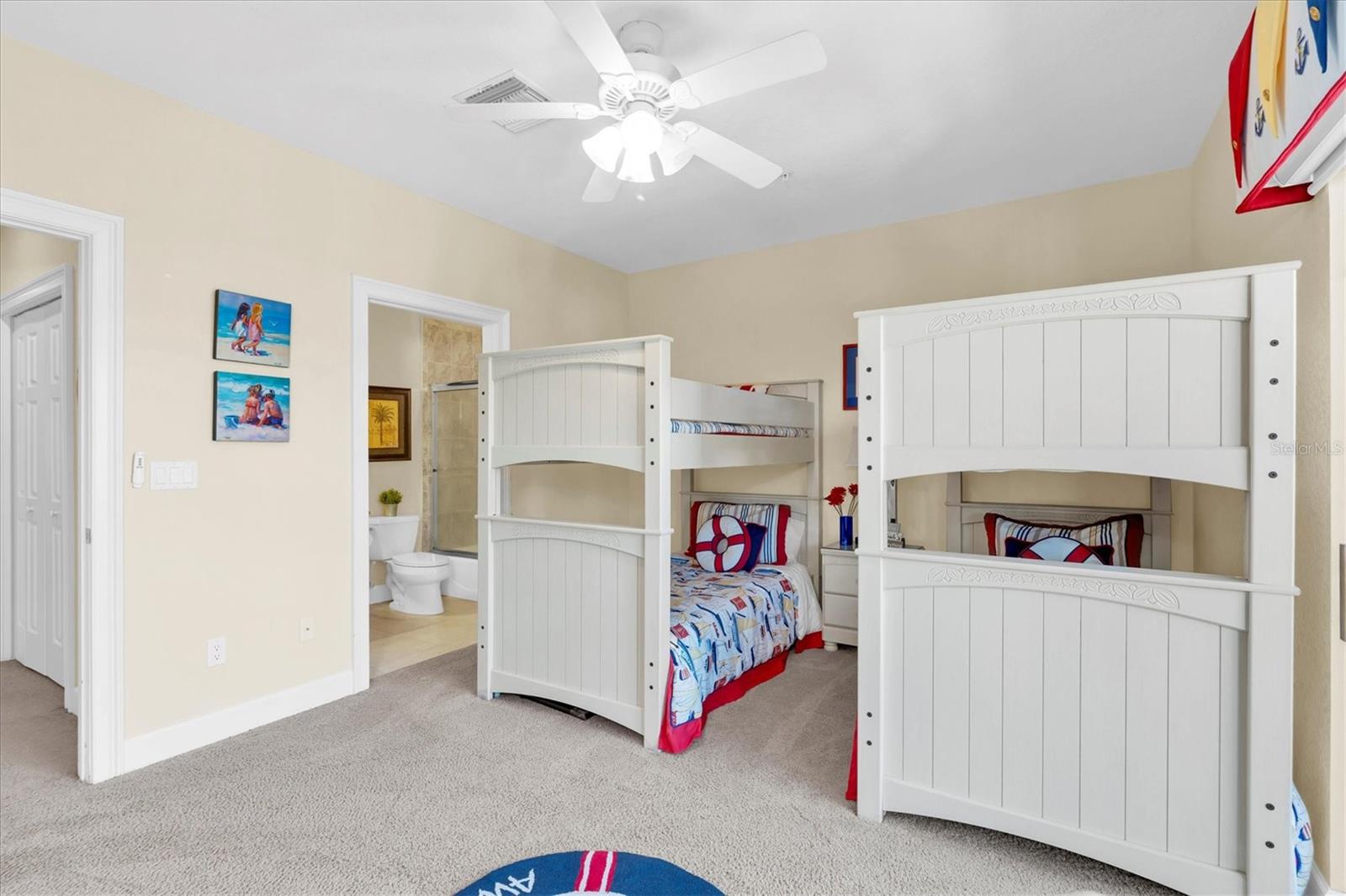 300 CAPRI CONDO - Residential Lease