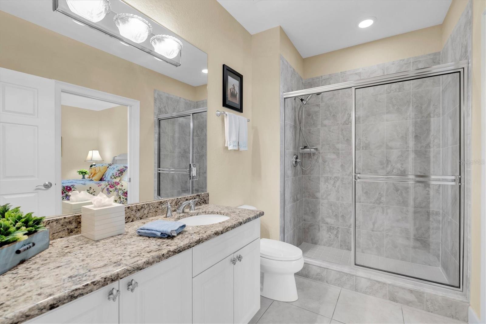 300 CAPRI CONDO - Residential Lease