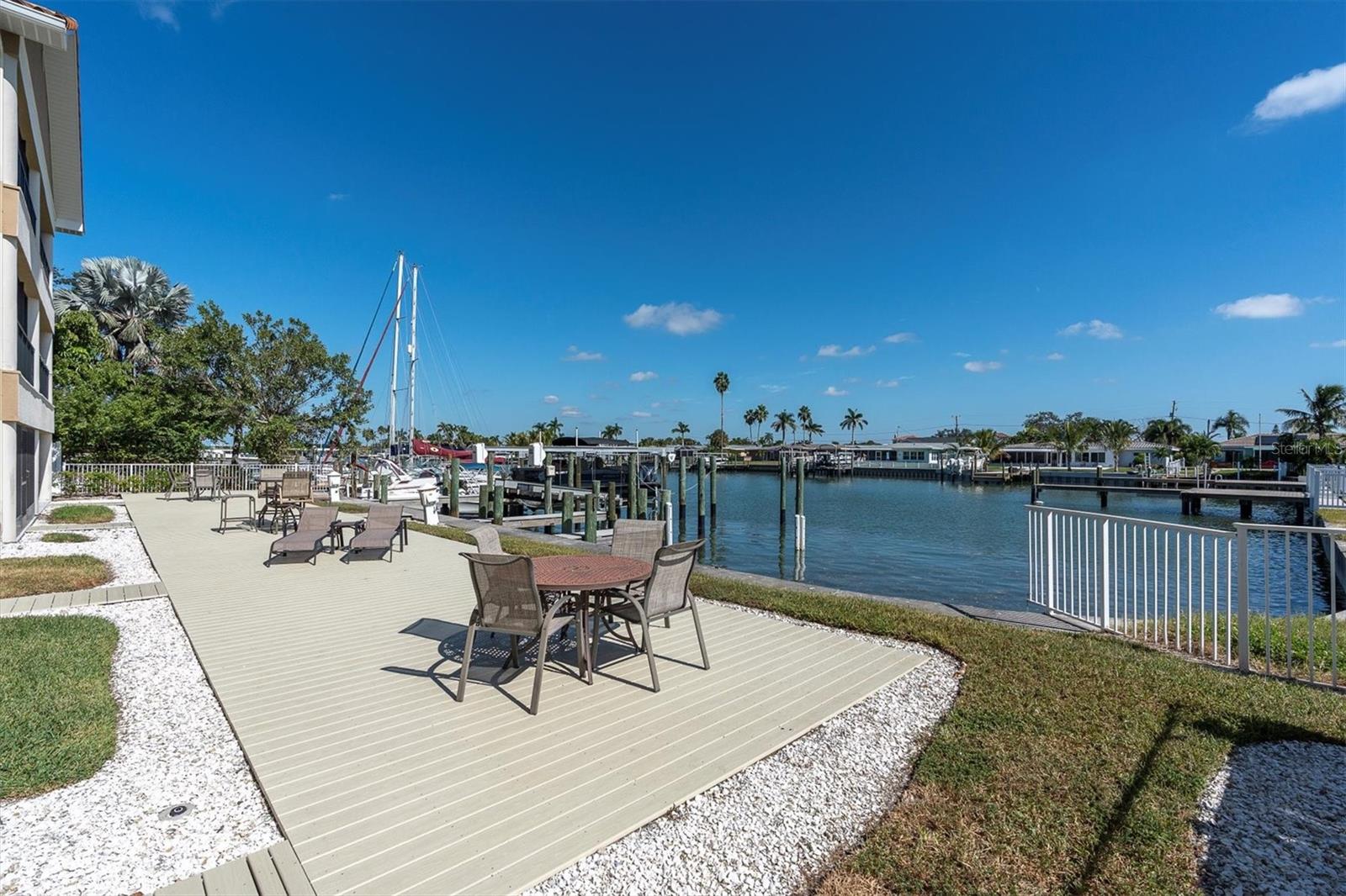 300 CAPRI CONDO - Residential Lease