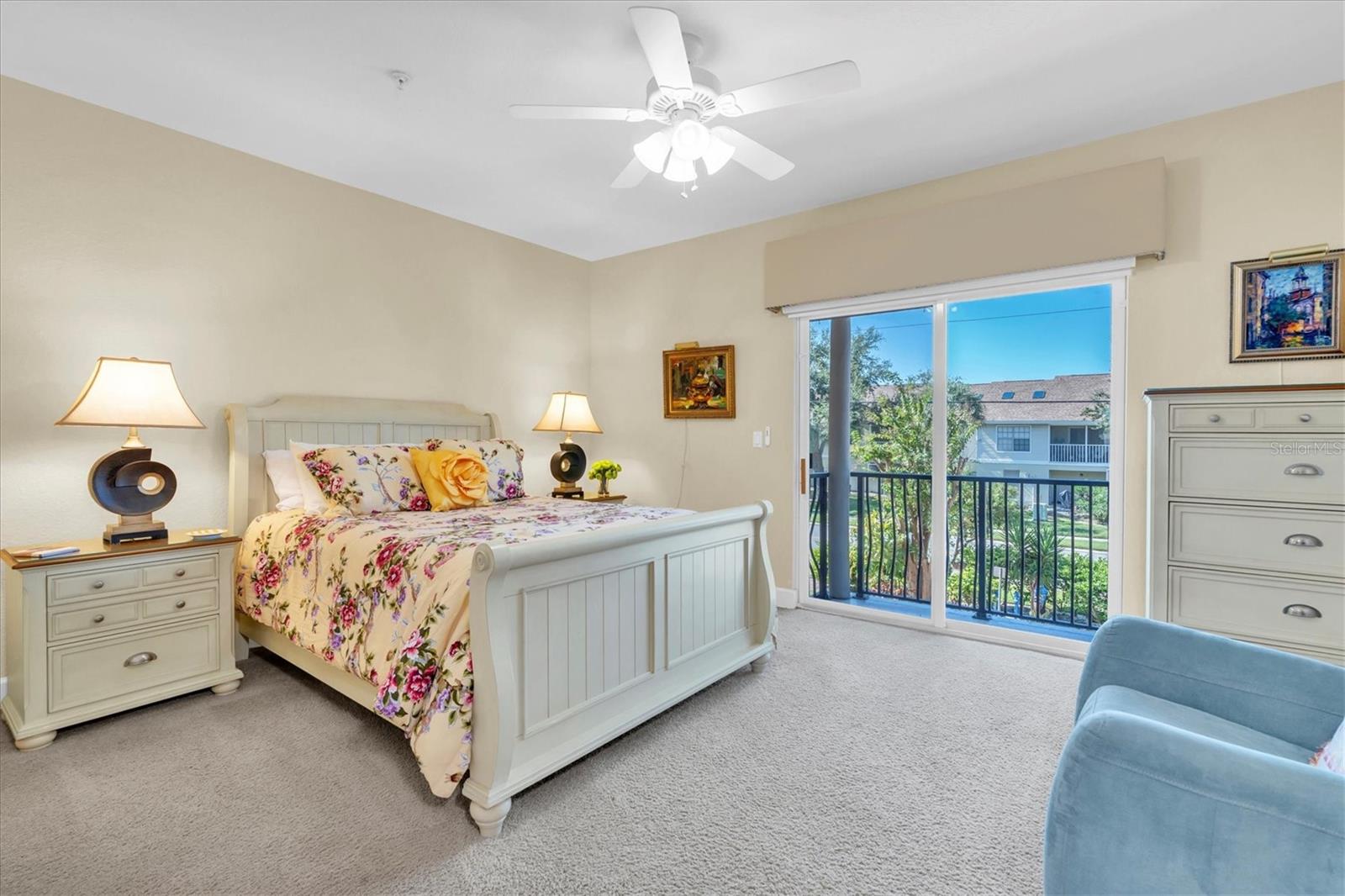 300 CAPRI CONDO - Residential Lease