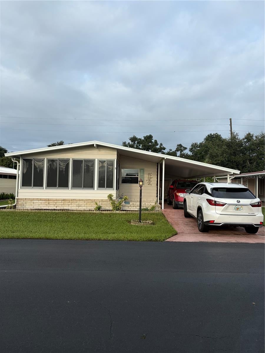 Photo of 193 E Sweet Circle, Winter Haven, FL 33884 (MLS # P4940099)