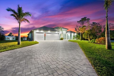 A home in PORT CHARLOTTE