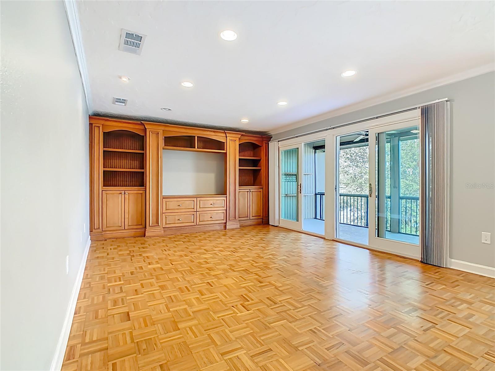 353 W LAKE FAITH DRIVE 116