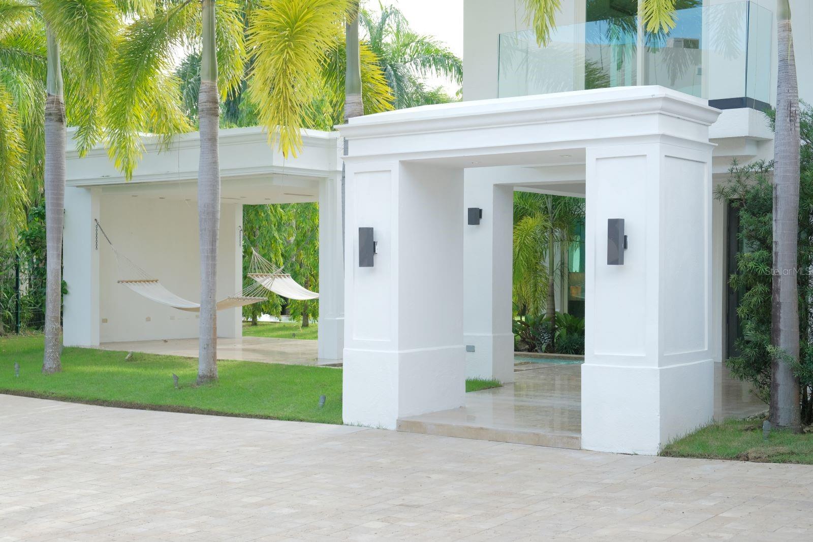 DORADO BEACH EAST - Residential