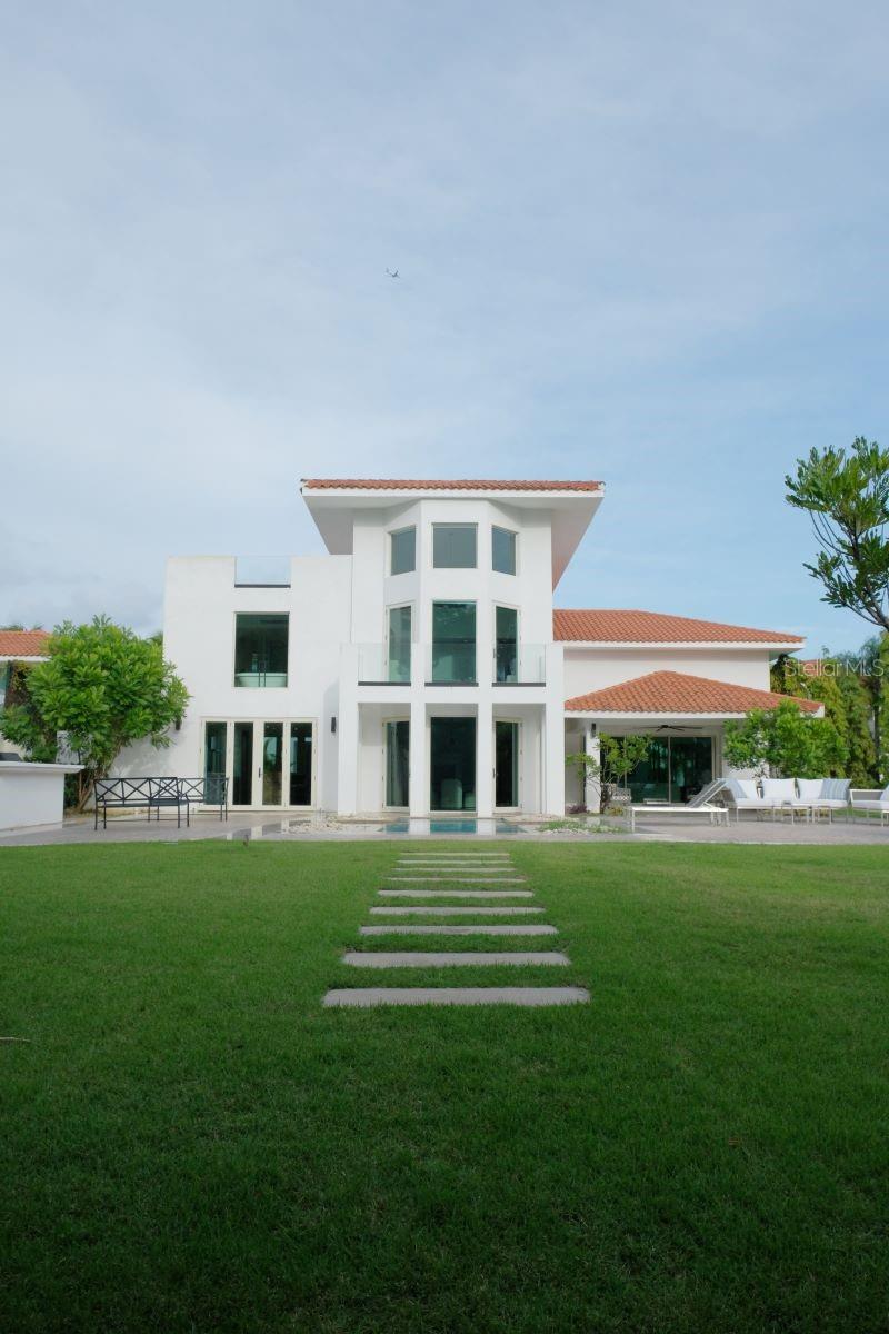DORADO BEACH EAST - Residential