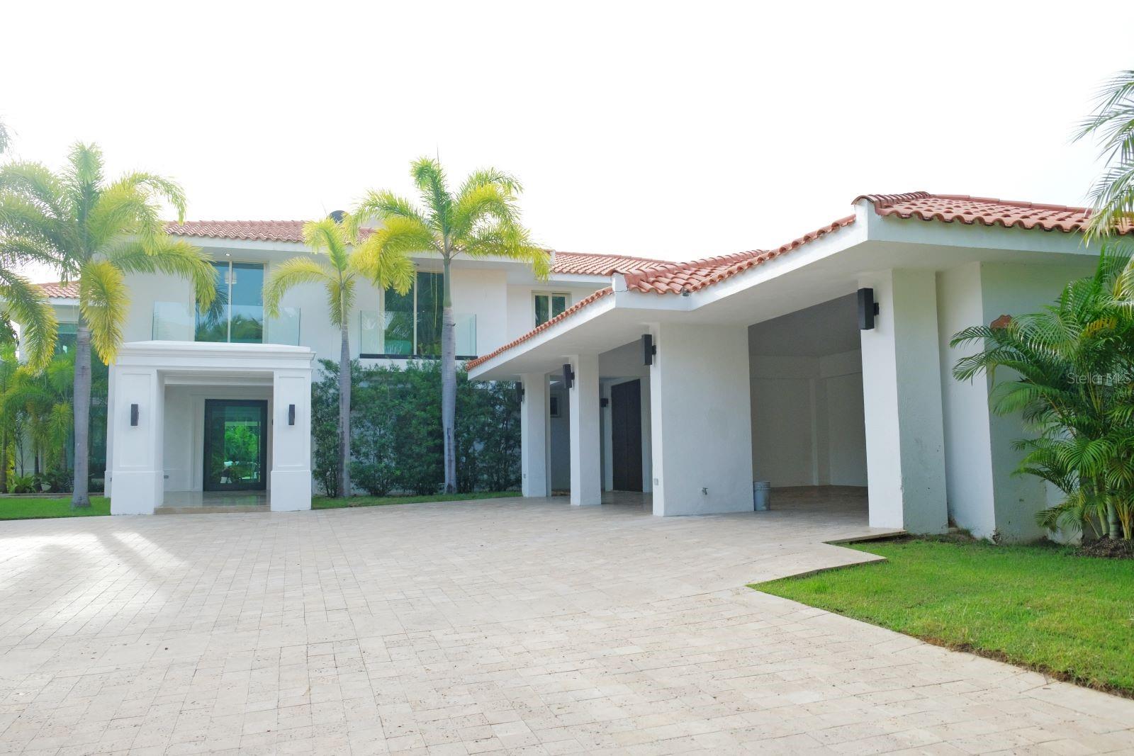 DORADO BEACH EAST - Residential