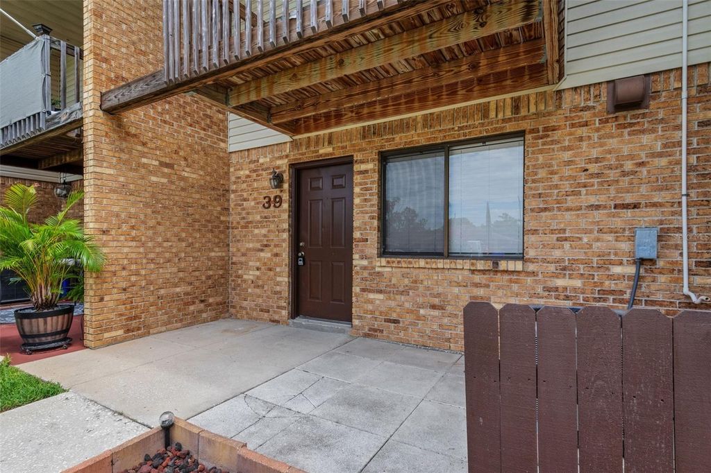 Photo of 4205 Old Road 37 #39, Lakeland, FL 33813 (MLS # TB8433631)