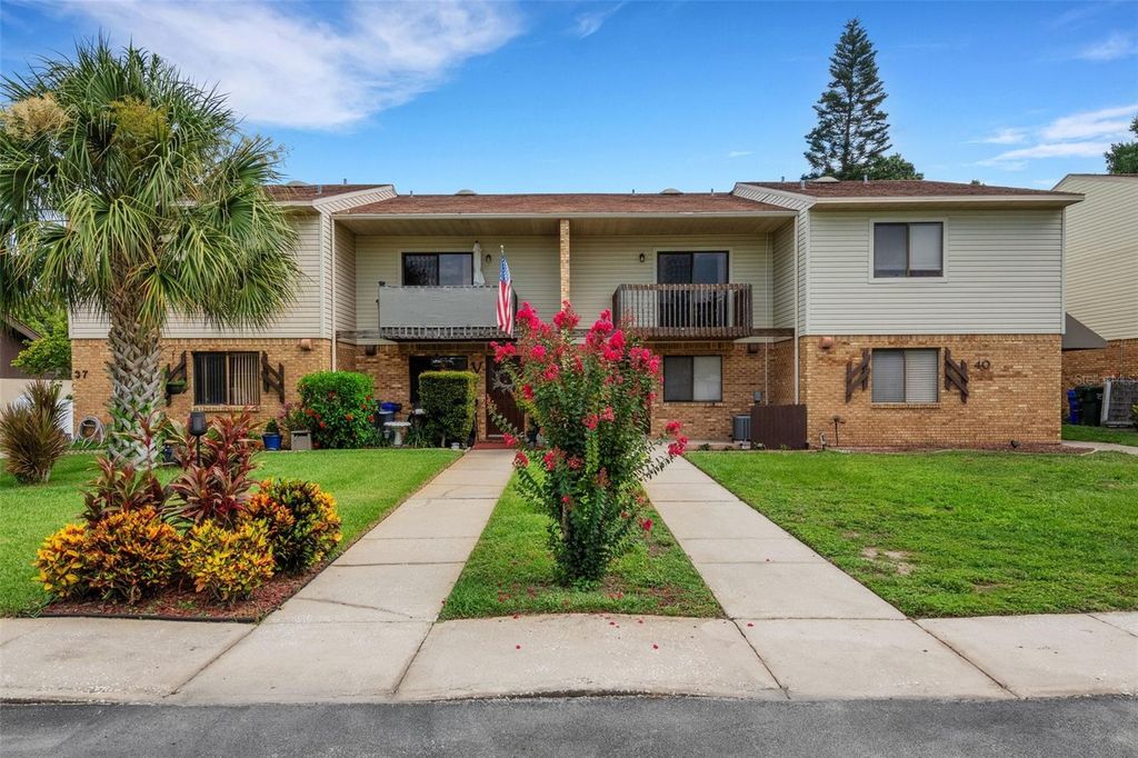 Photo of 4205 Old Road 37 #39, Lakeland, FL 33813 (MLS # TB8433631)
