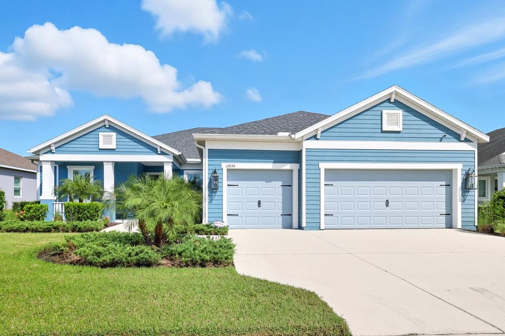 Photo of 13939 Old Creek Court, Parrish, FL 34219 (MLS # A4666744)