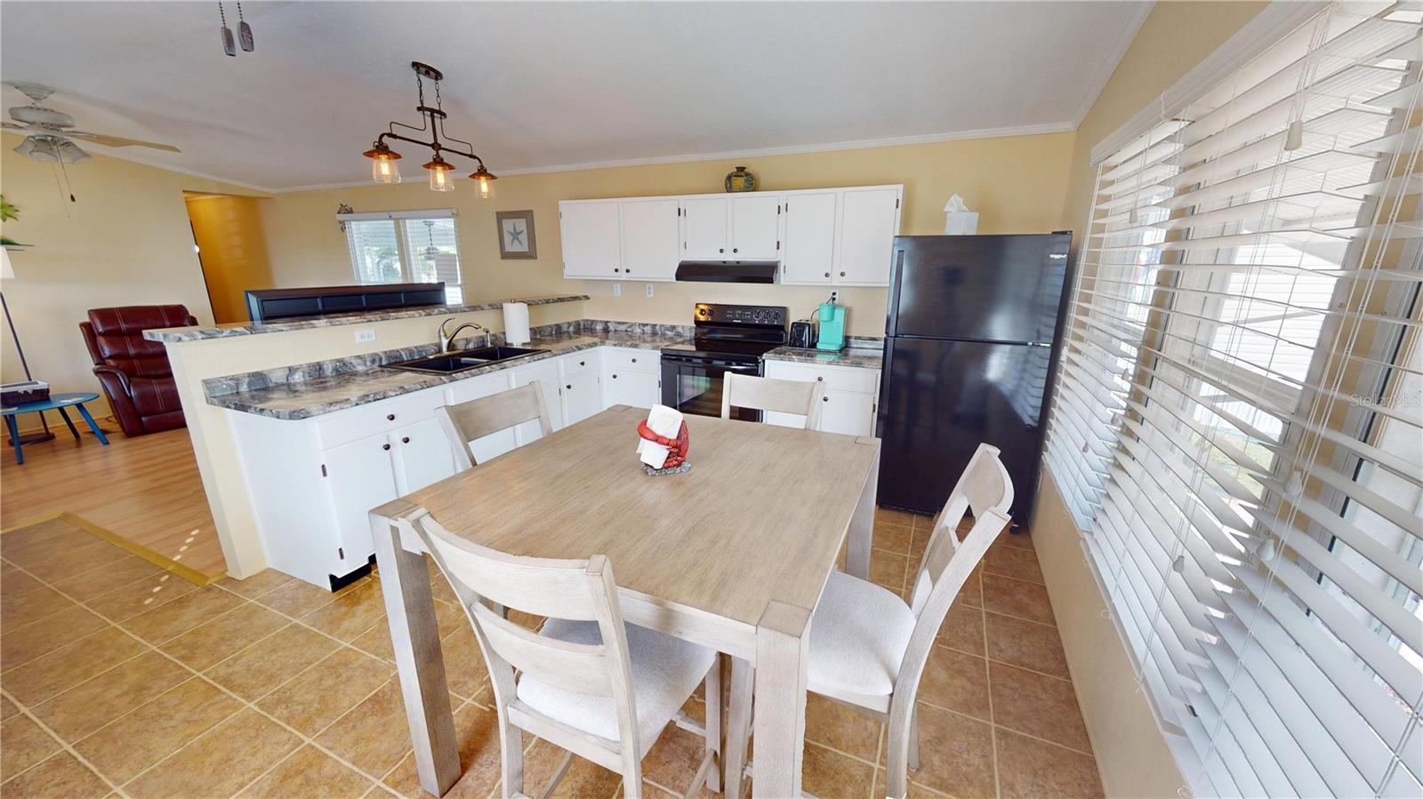 RIVER HAVEN MOB HME PARK - Residential