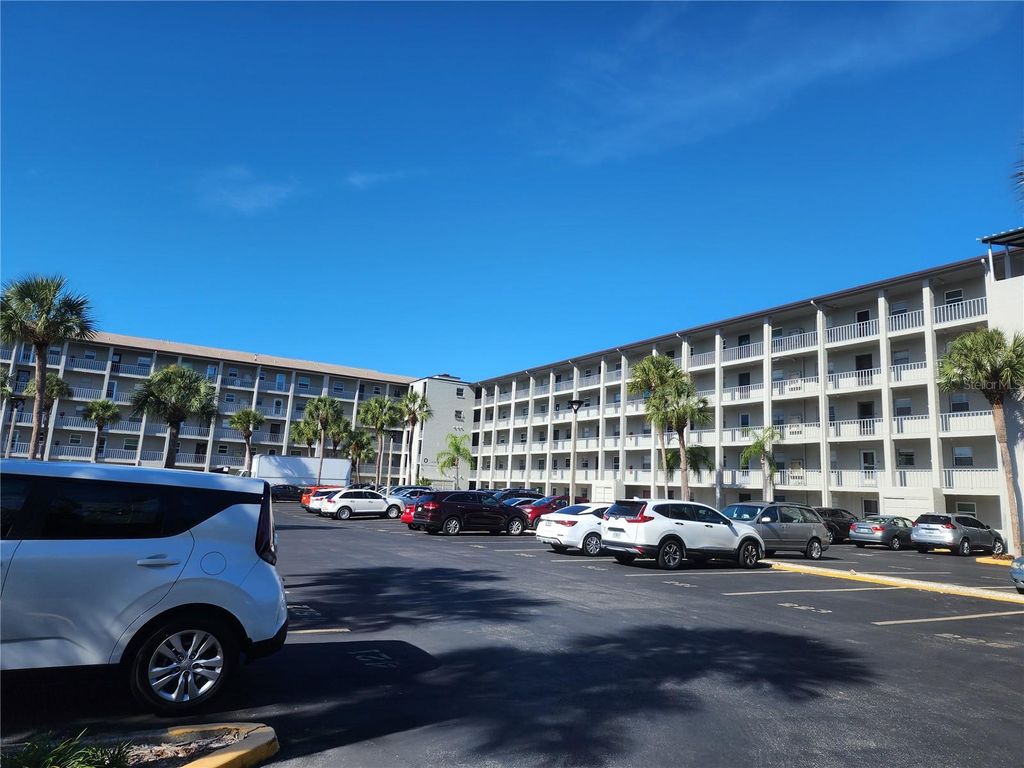 Photo of 3064 Lake Bayshore Drive #115, Bradenton, FL 34205 (MLS # A4679290)