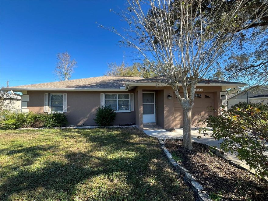 This home will be available 2/9/26.  2 bedrroms, 2 bathrooms, 1 car garage & a fenced yard. The photos do not reflect the newly remodeled kitchen.  New photos coming soon.  This home is located close to schools, dining, and shopping. Easy access to I-75 and just a short drive to local beaches.  Call & schedule your showing today!