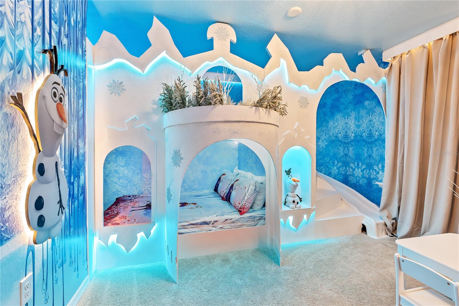 WINDSOR CAY PH 1 - Residential