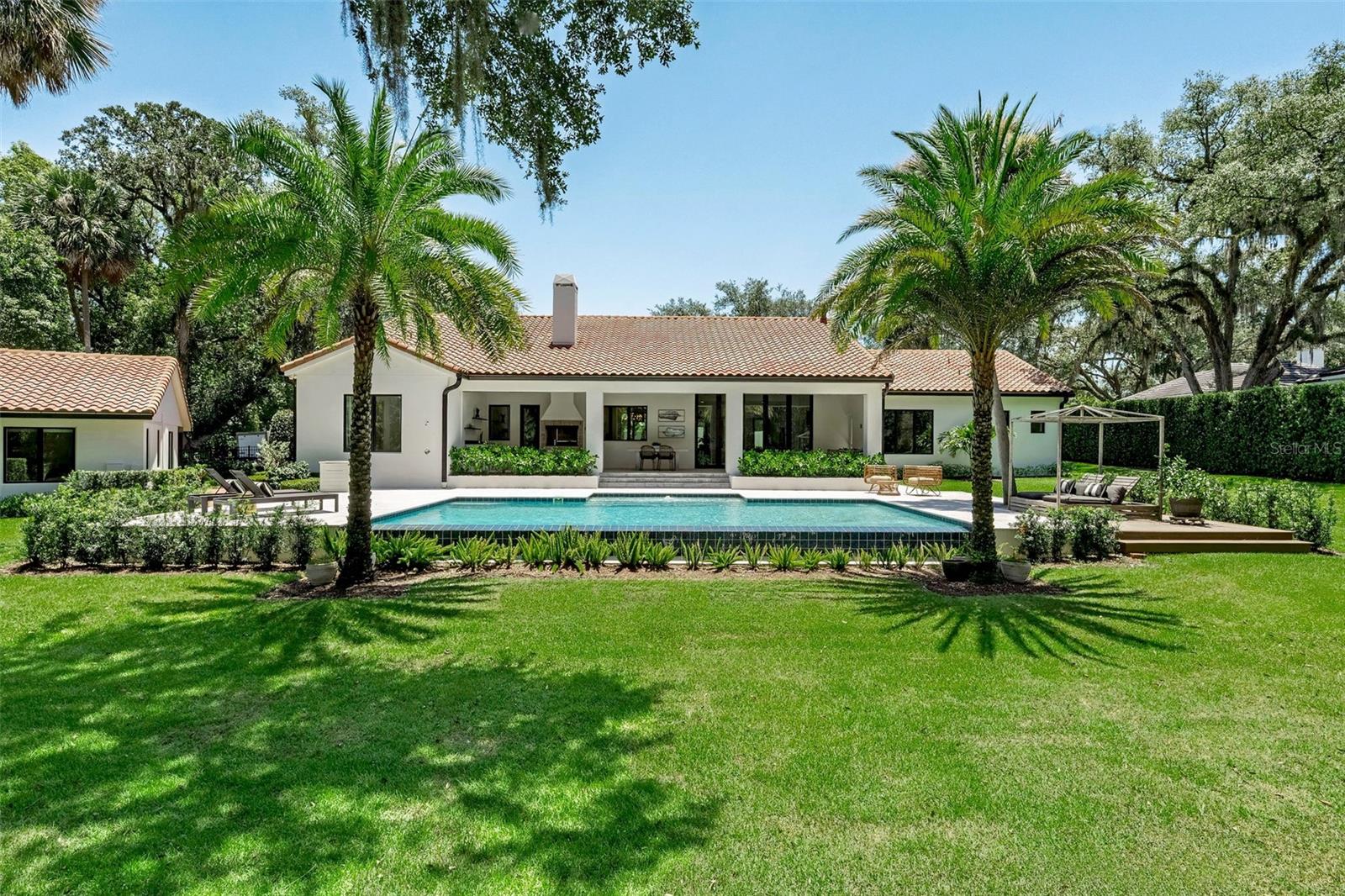 2525 TEMPLE DRIVE