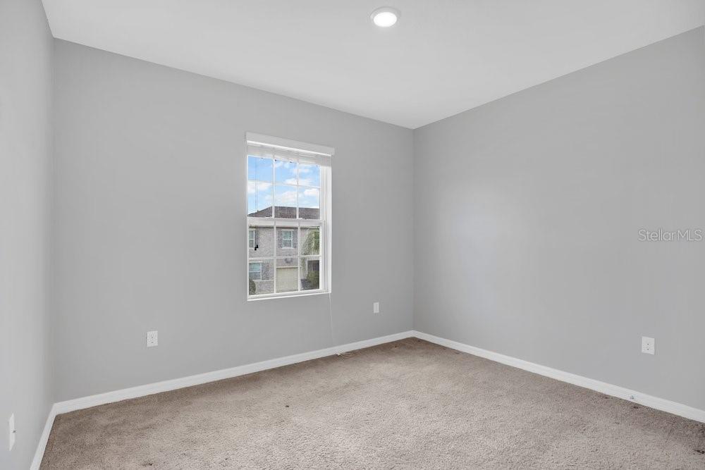 LAKE BLUFF/TOWN CENTER EAST-PH - Residential