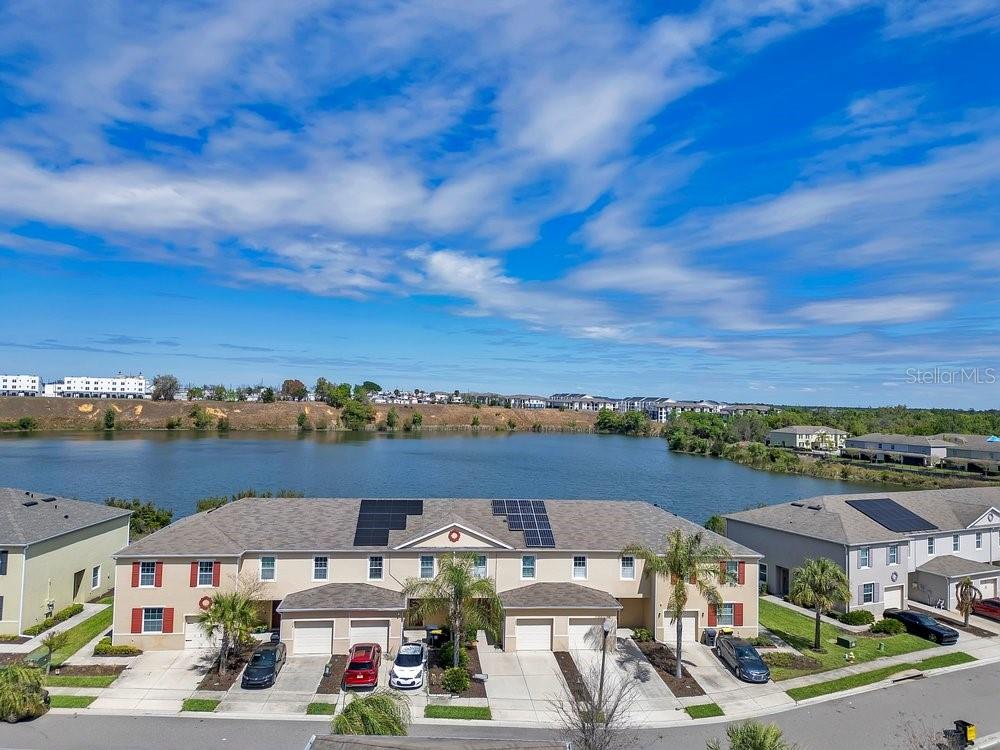 LAKE BLUFF/TOWN CENTER EAST-PH - Residential