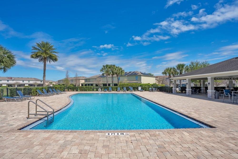 LAKE BLUFF/TOWN CENTER EAST-PH - Residential