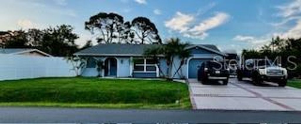 Photo of 440 Cypress Road, Venice, FL 34293 (MLS # O6332762)