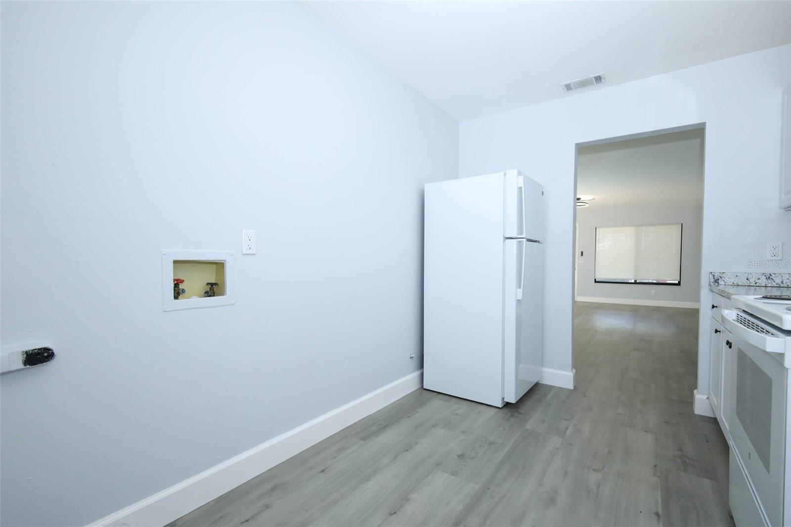 LEG UNIT 102S HIDDEN RIDGE CONDO ORB 1357 PG 625 - Residential