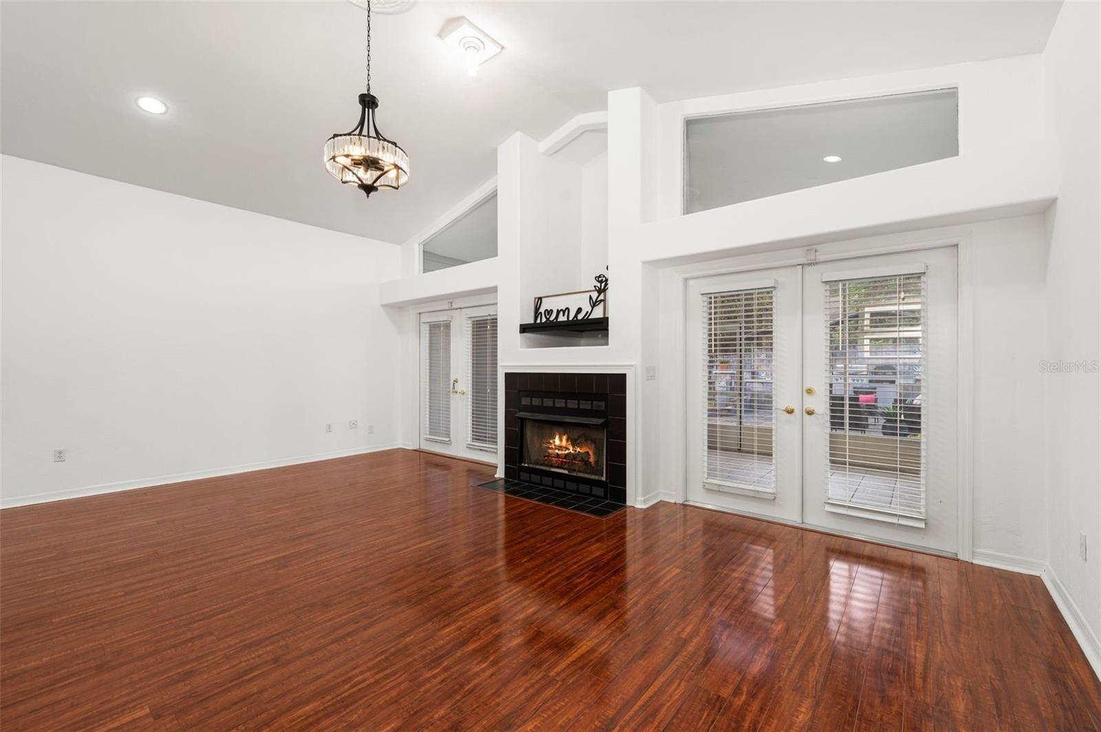 THE RETREAT FLETCHERS MILL - Residential