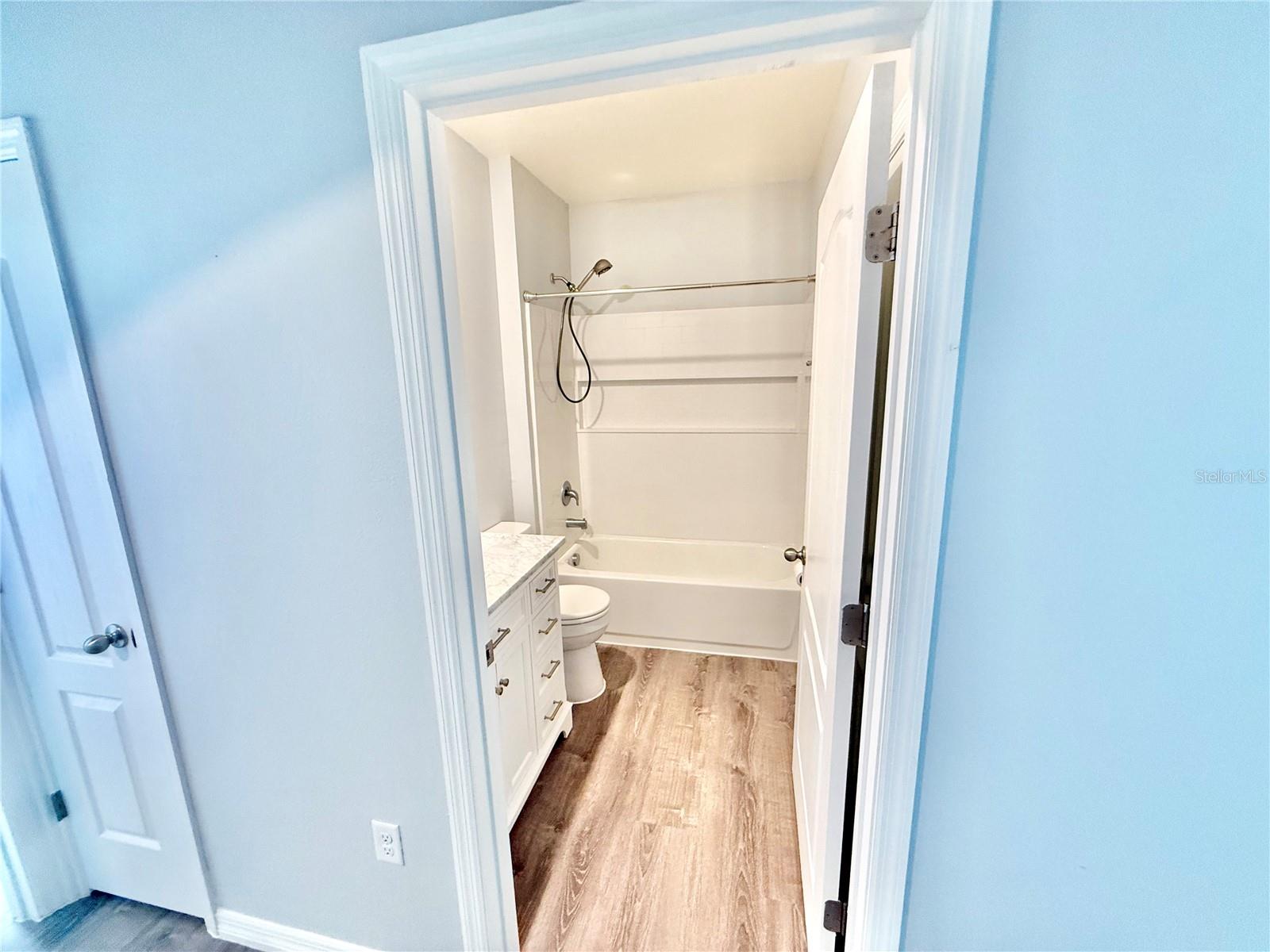 LAKESIDE LNDGS PH 3 - Residential