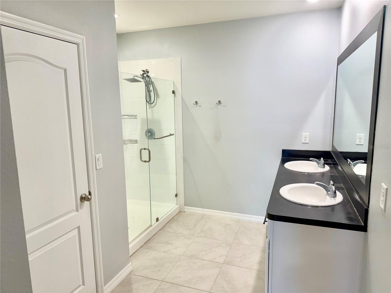 LAKESIDE LNDGS PH 3 - Residential