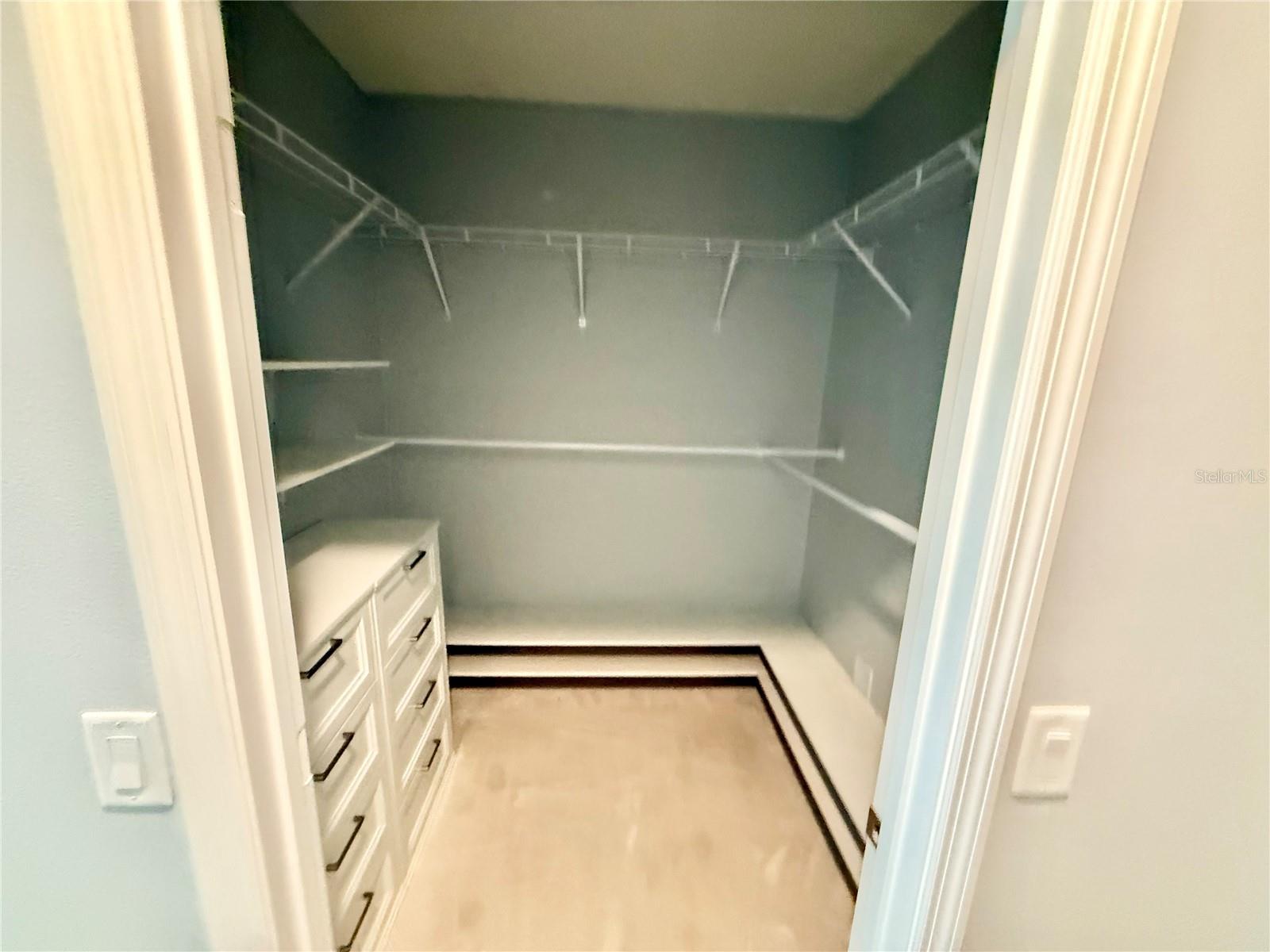 LAKESIDE LNDGS PH 3 - Residential