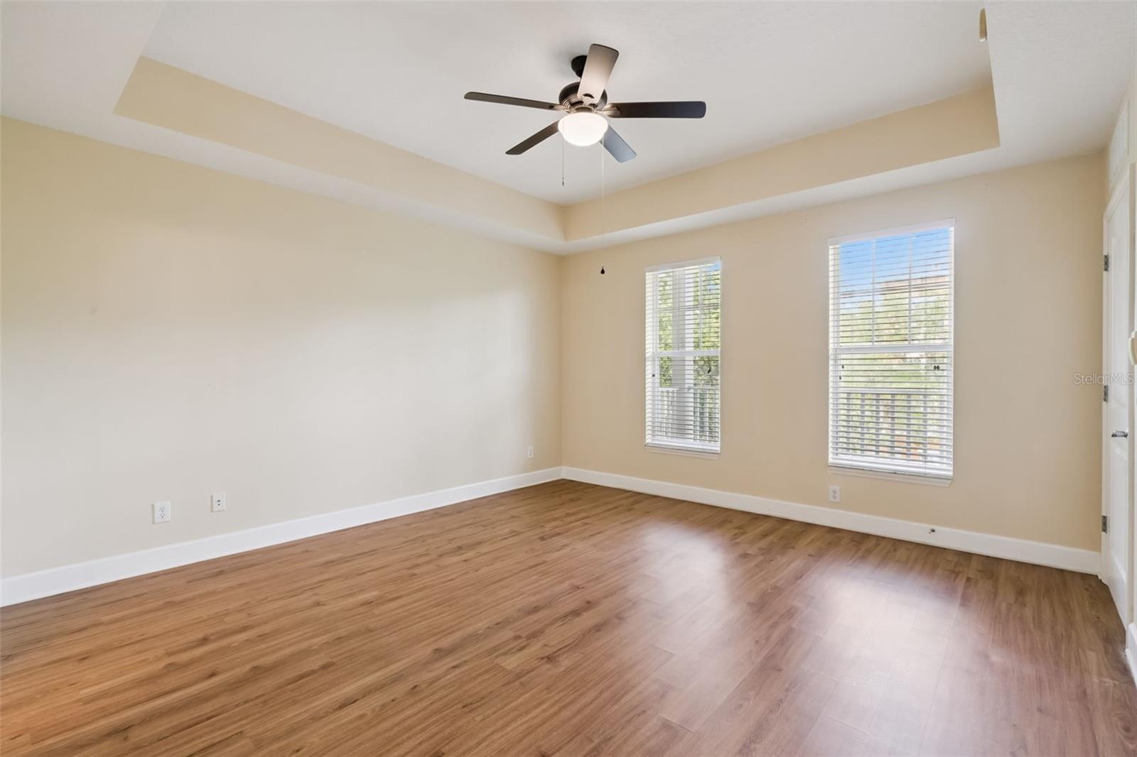 ARTISAN CLUB CONDO P2 - Residential