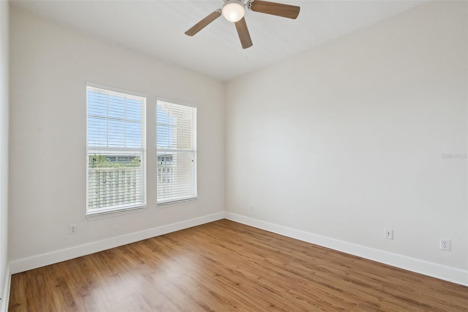 ARTISAN CLUB CONDO P2 - Residential