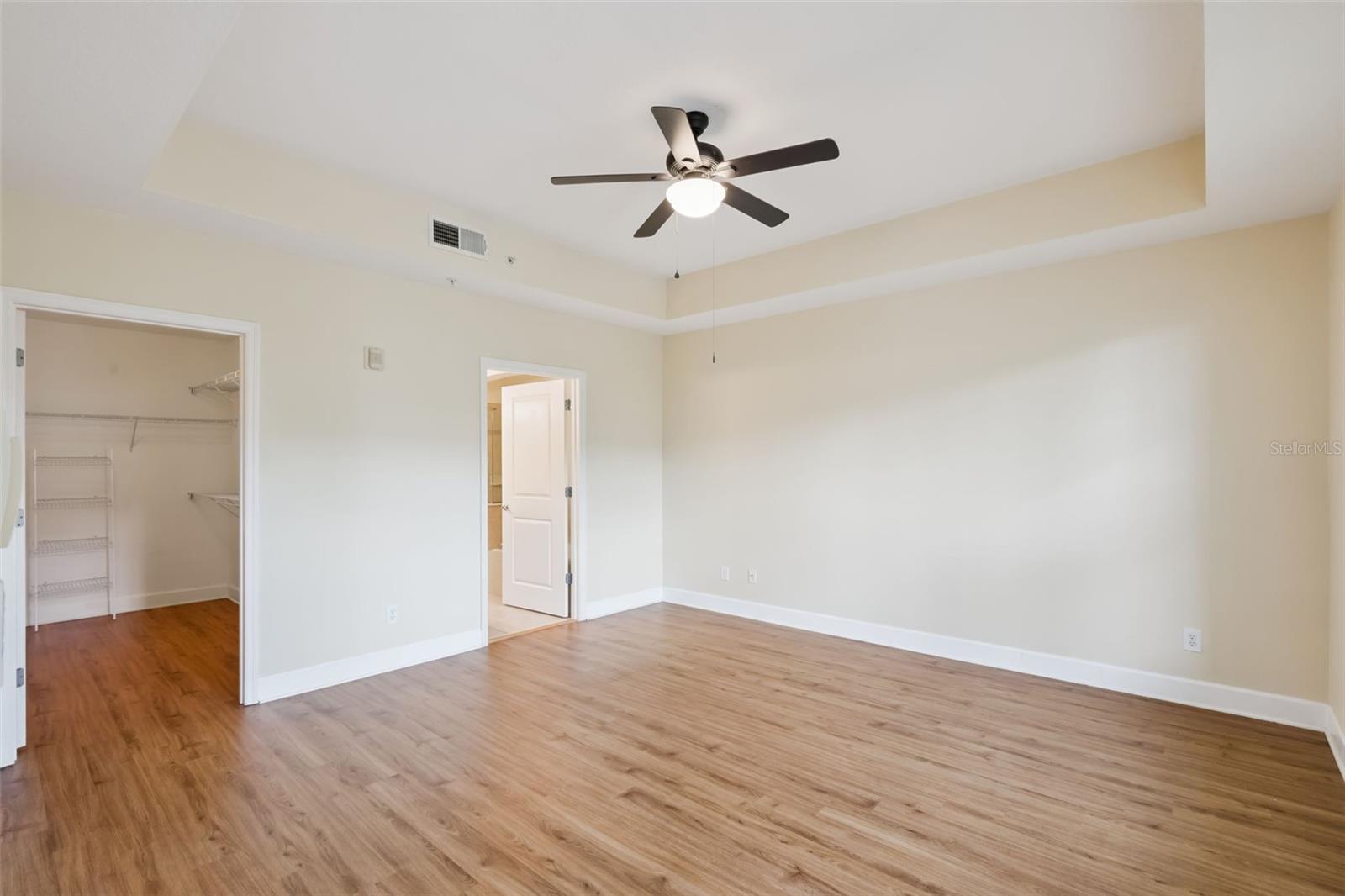 ARTISAN CLUB CONDO P2 - Residential