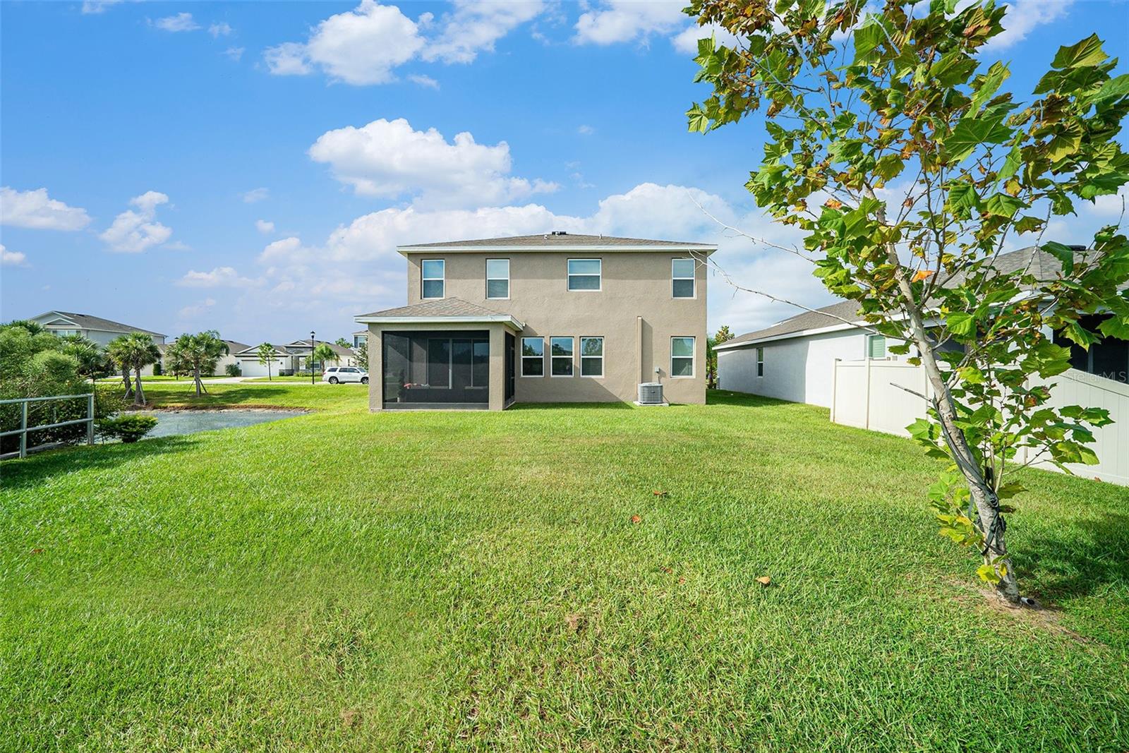 AVALON PARK - Residential