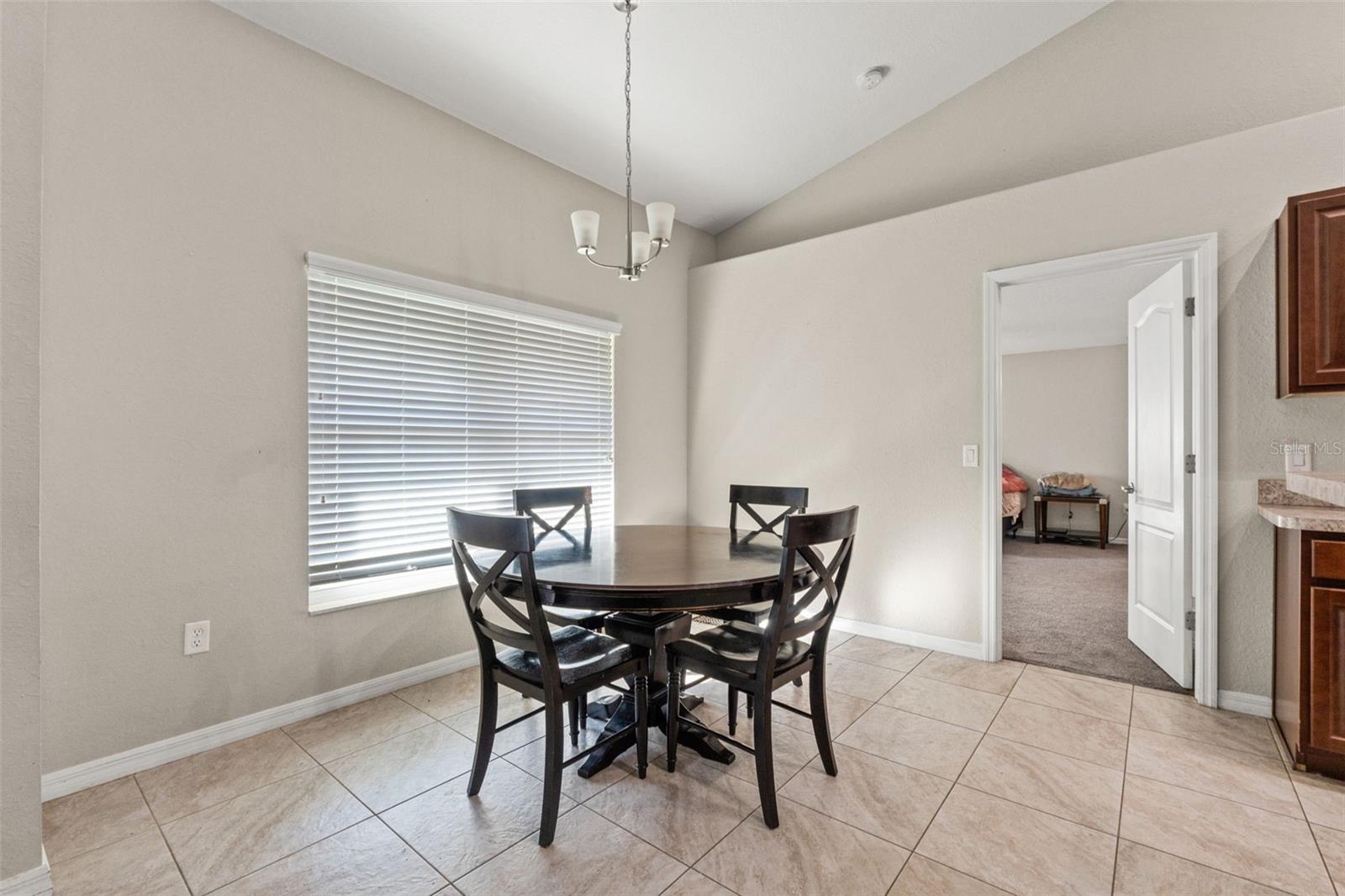 ROYAL HIGHLANDS - Residential