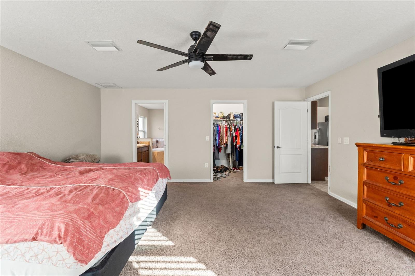 ROYAL HIGHLANDS - Residential