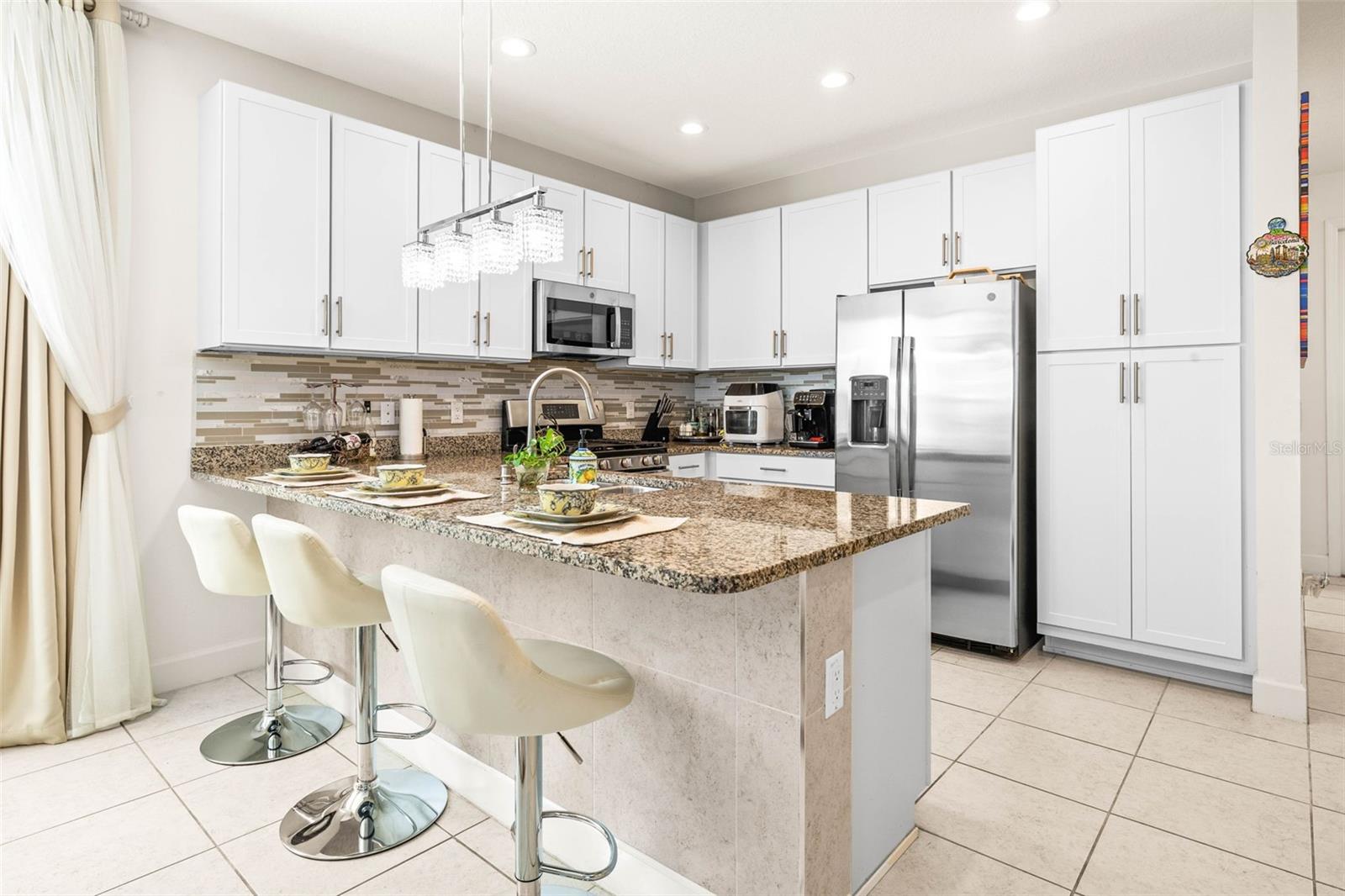 5124 HIGHLAND POINTE COURT