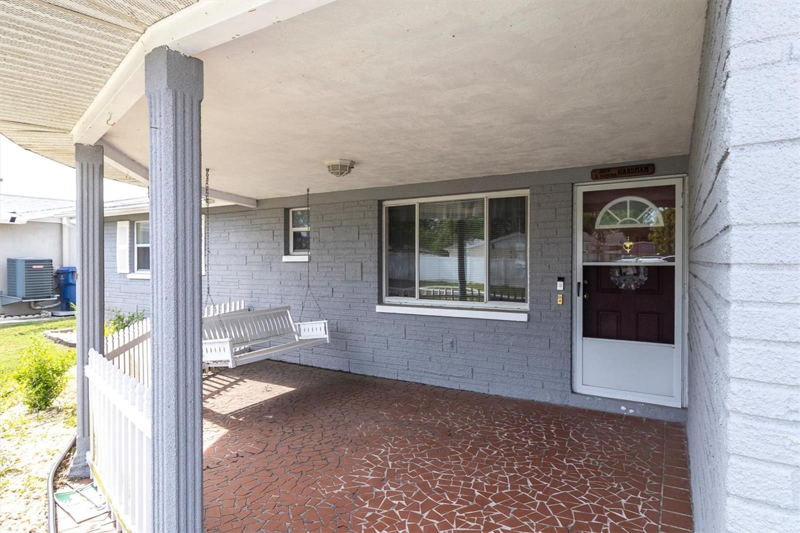 ALOHA GARDENS - Residential