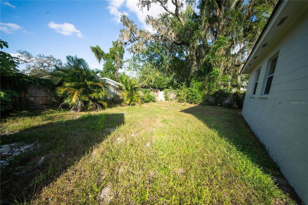 Photo of 2004 E Eskimo Avenue, Tampa, FL 33604 (MLS # TB8440026)