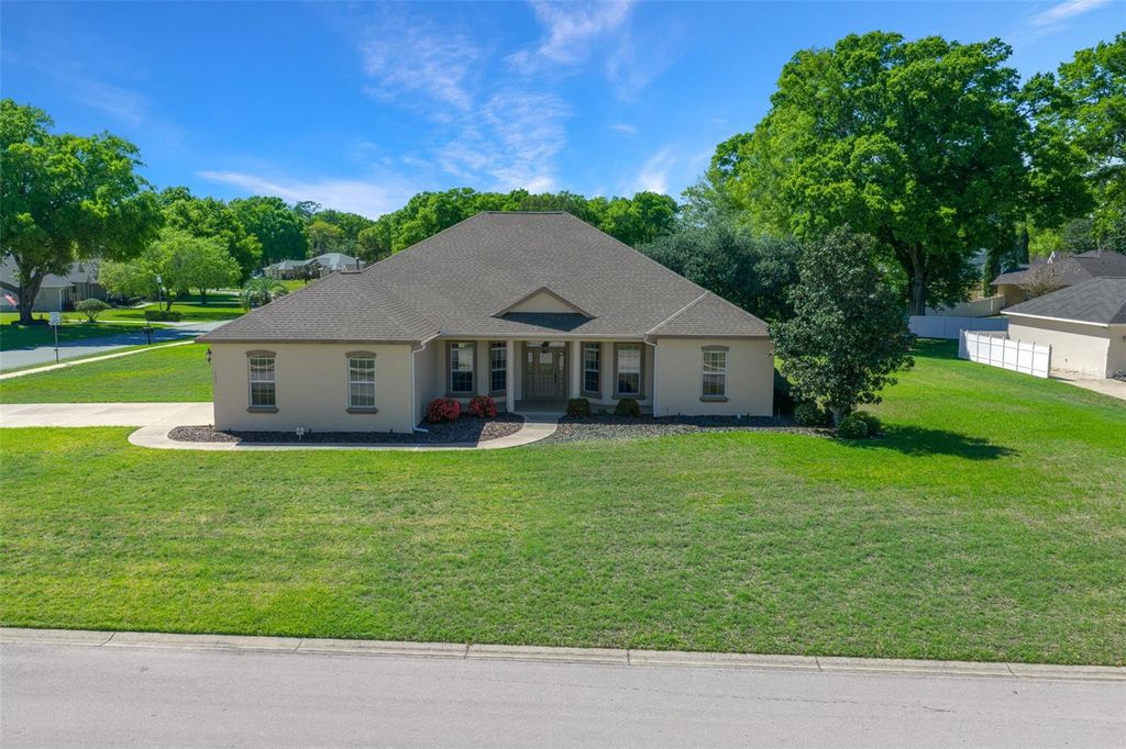 Photo of 5073 SE 39th Loop, Ocala, FL 34480 (MLS # OM720821)