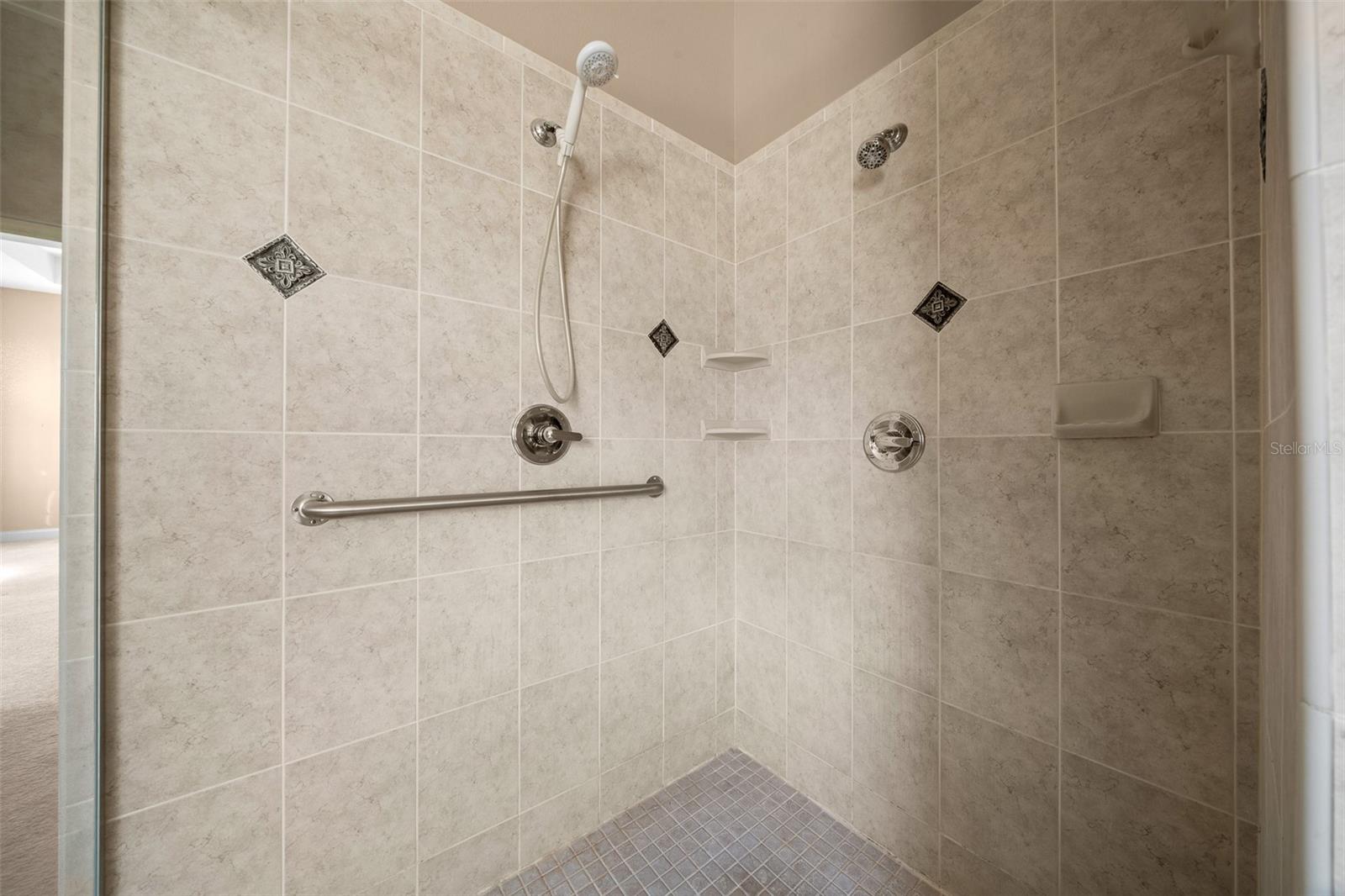 SUMMERTON SOUTH - Residential