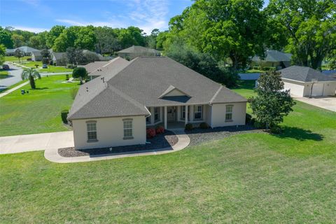 Photo of 5073 SE 39th Loop, Ocala, FL 34480 (MLS # OM720821)